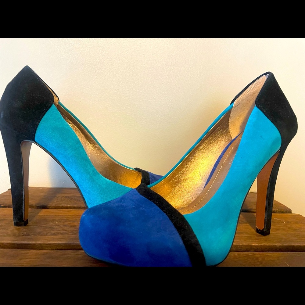 BCBG blue two tone black heels size 6 women 36 shoes fall suede turquoise royal